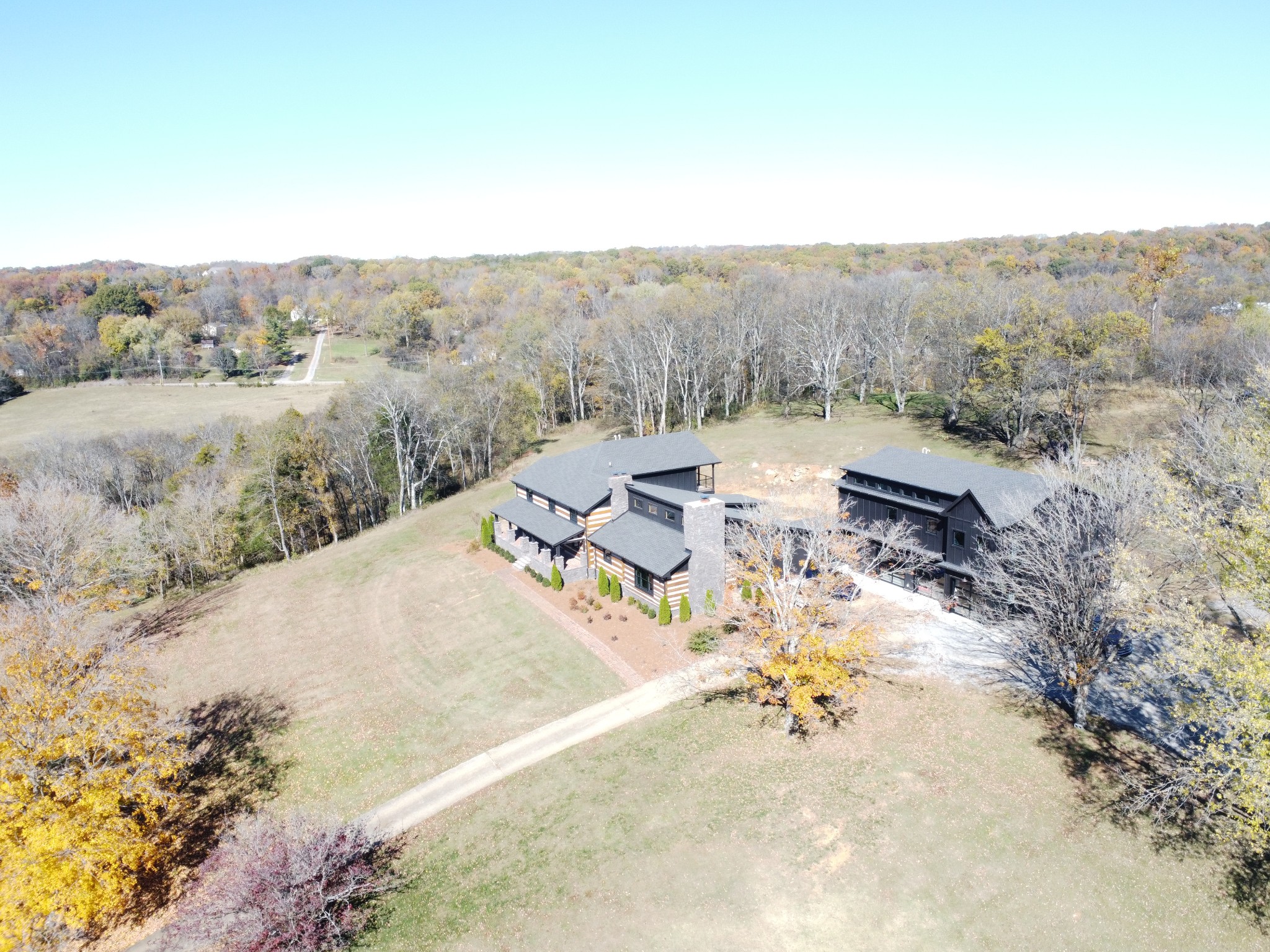 Hendersonville, Tennessee, 37075, United States, 6 Bedrooms Bedrooms, ,5 BathroomsBathrooms,Residential,For Sale,1993824