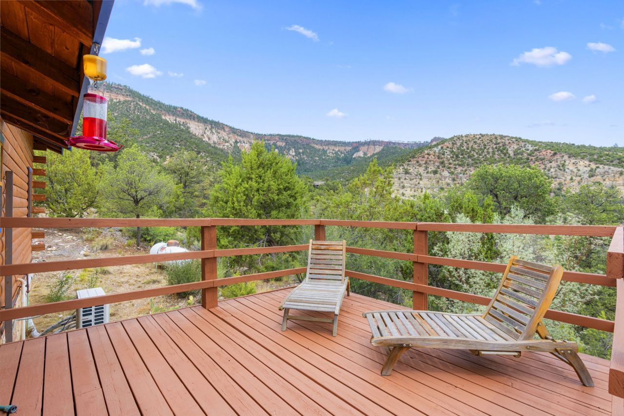 Jemez Springs, New Mexico, 87025, United States, 3 Bedrooms Bedrooms, ,3 BathroomsBathrooms,Residential,For Sale,1912004
