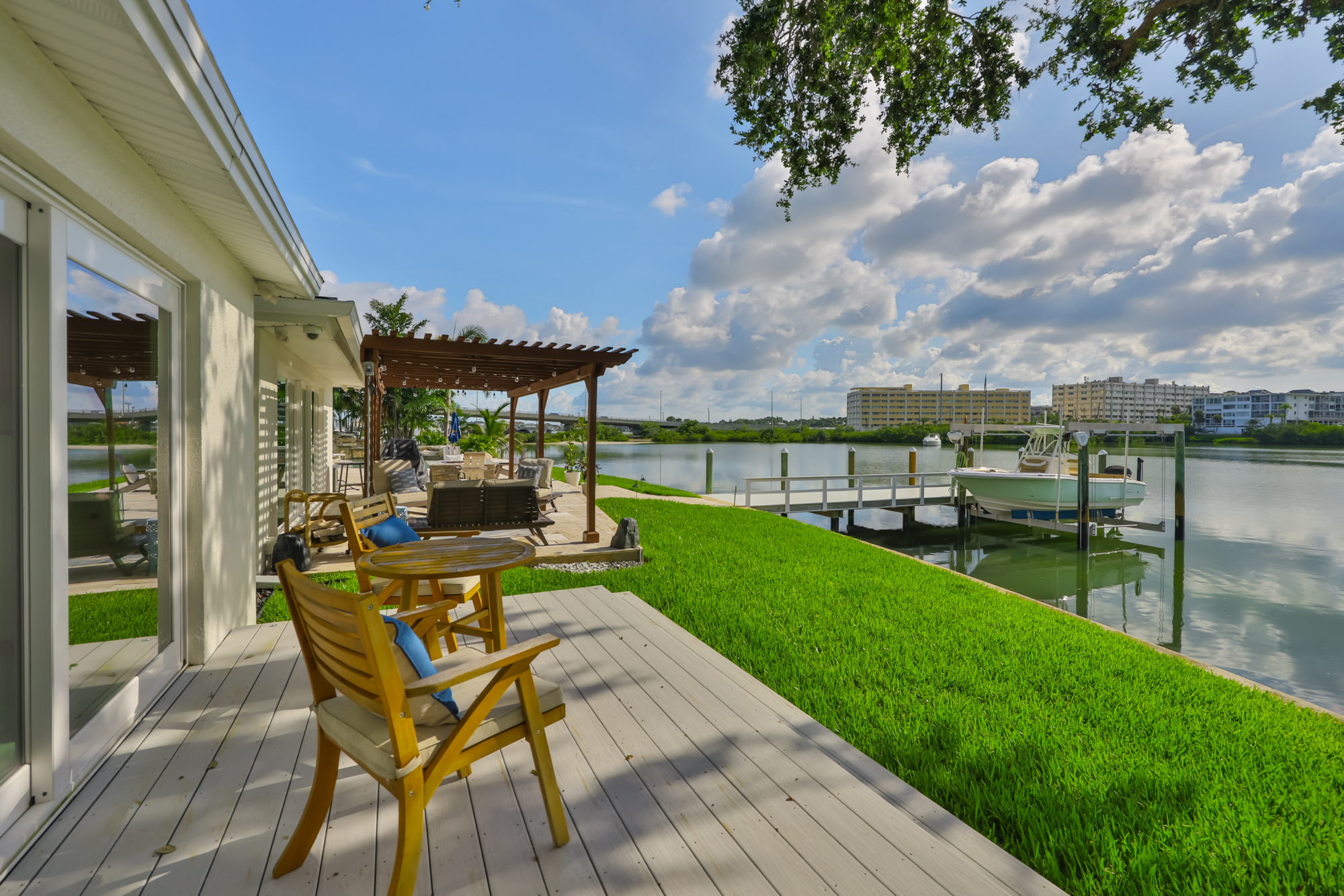 Largo, Florida, 33770, United States, 3 Bedrooms Bedrooms, ,4 BathroomsBathrooms,Residential,For Sale,1982146