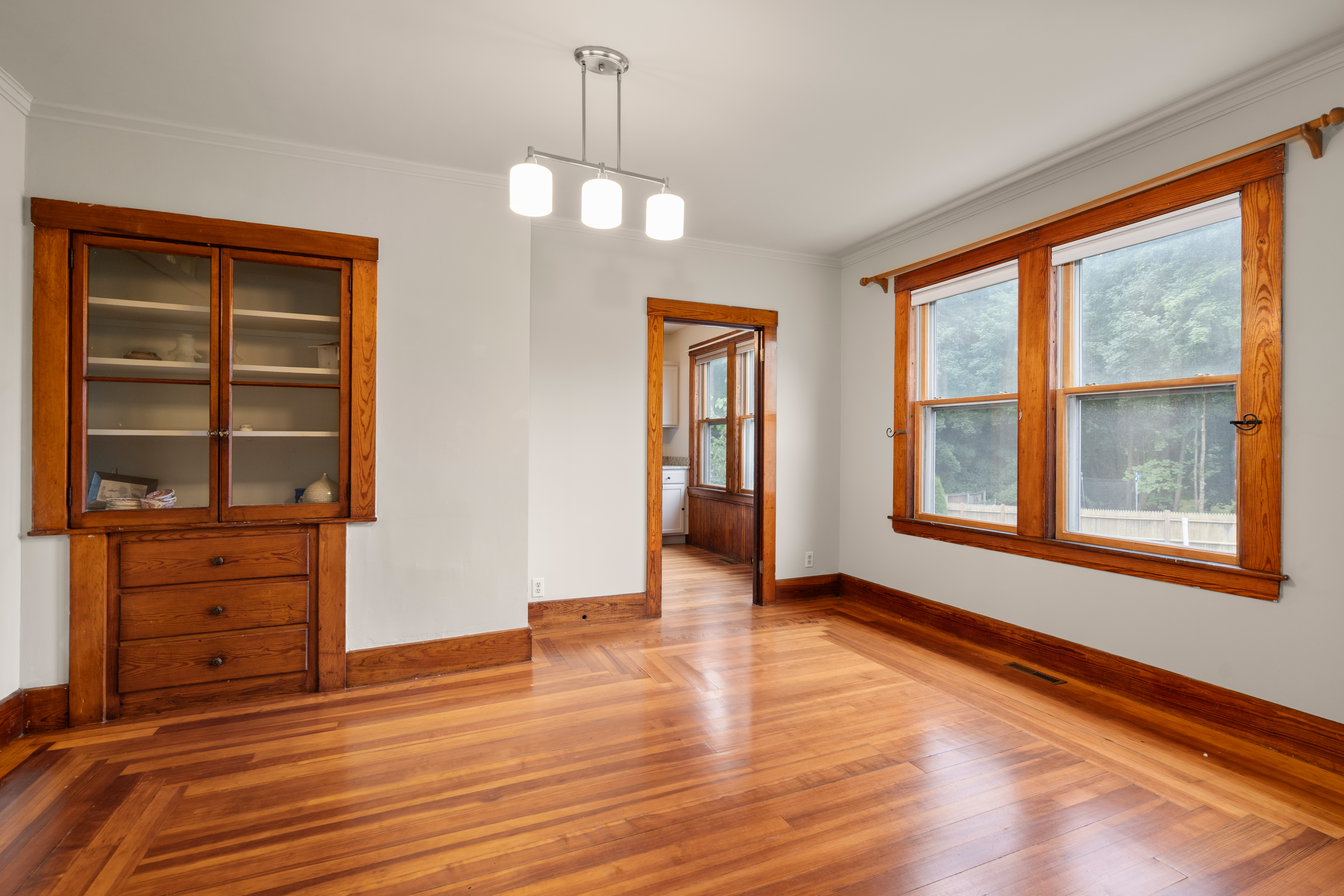  18 Shears Street, Wrentham, MA, 02093 - 物件實景