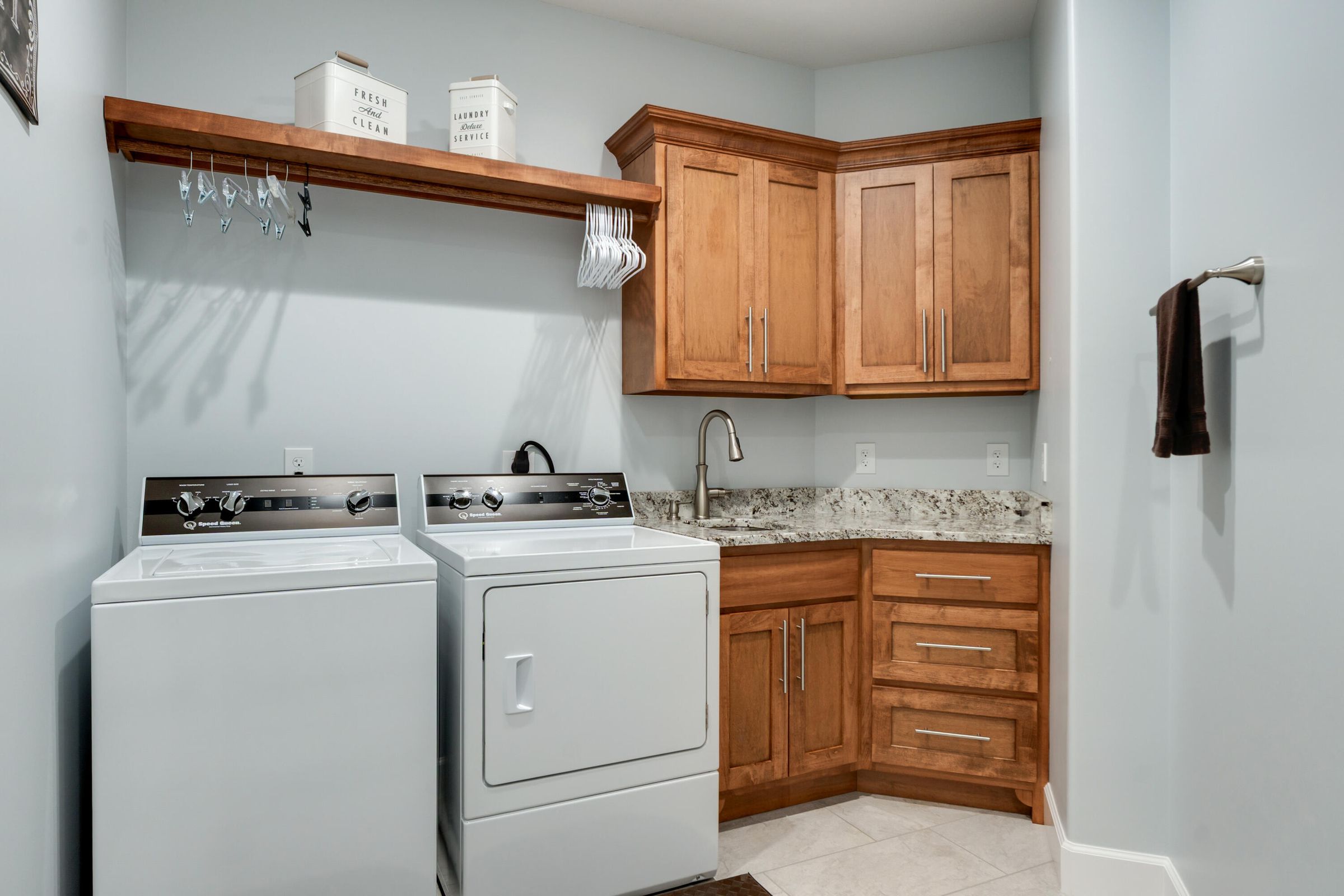 Dunlap, Tennessee, 37327, United States, 3 Bedrooms Bedrooms, ,3 BathroomsBathrooms,Residential,For Sale,1976318