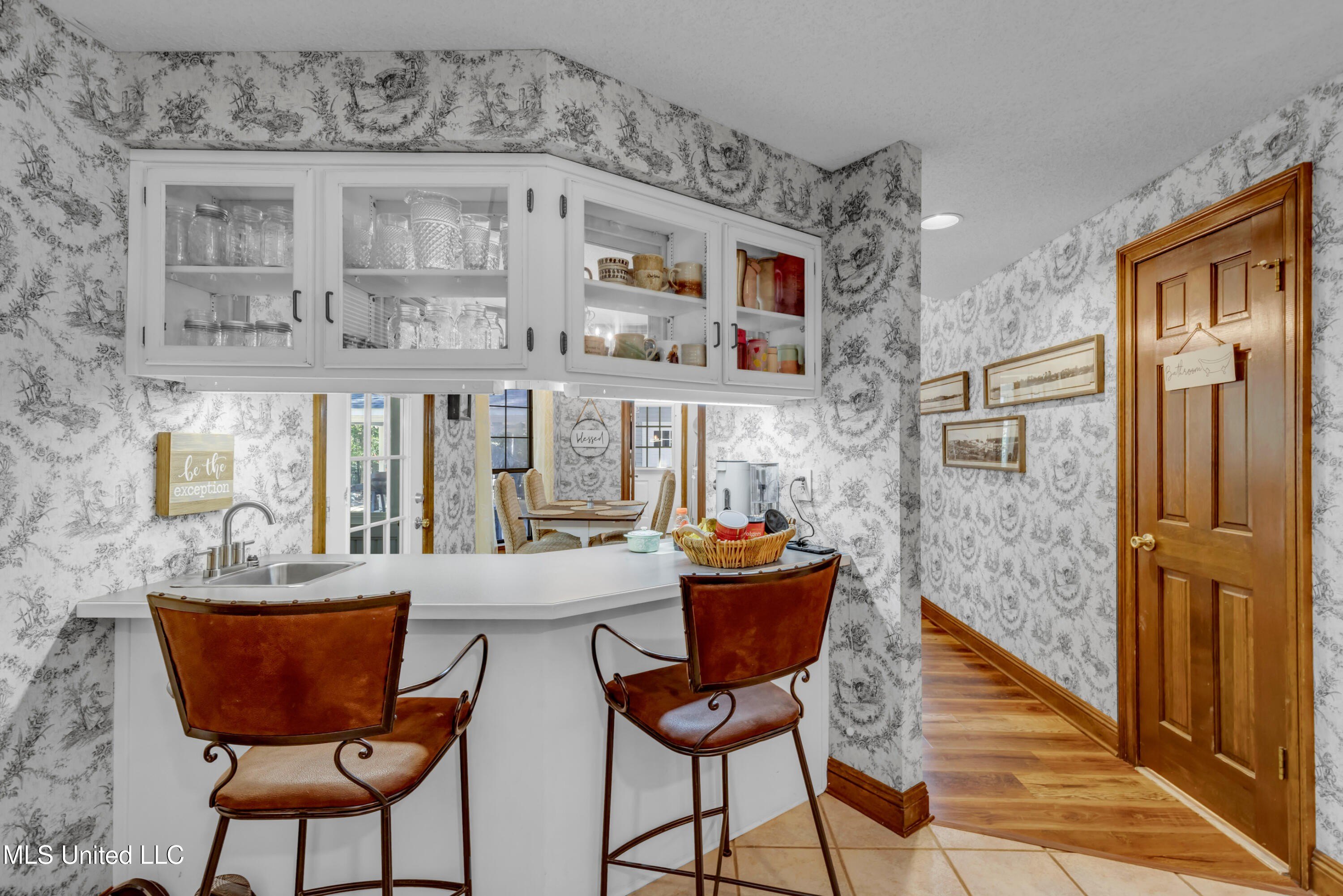 Gautier, Mississippi, 39553, United States, 4 Bedrooms Bedrooms, ,4 BathroomsBathrooms,Residential,For Sale,1989936