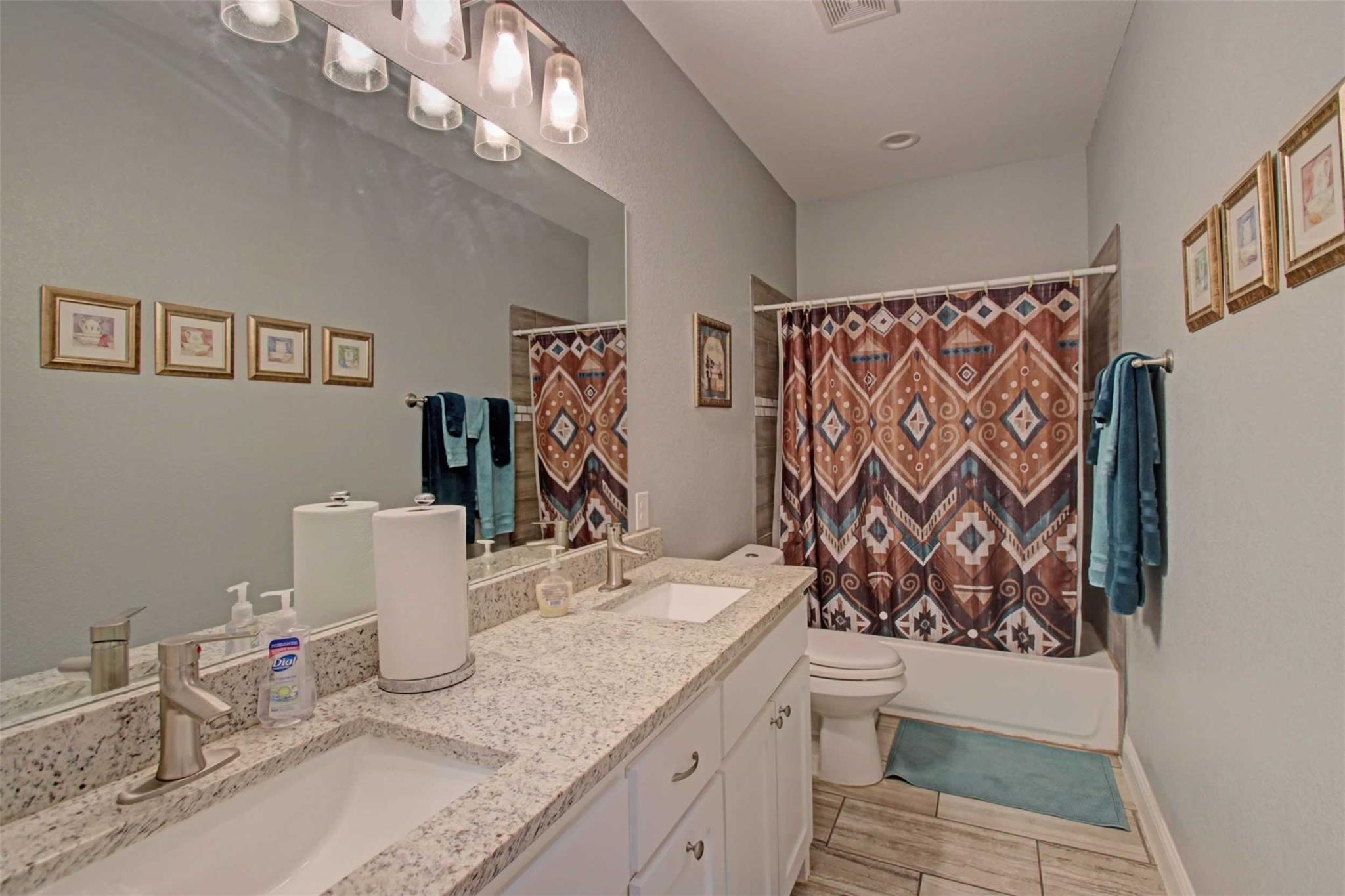 Springtown, Texas, 76082, United States, 4 Bedrooms Bedrooms, ,3 BathroomsBathrooms,Residential,For Sale,1920797