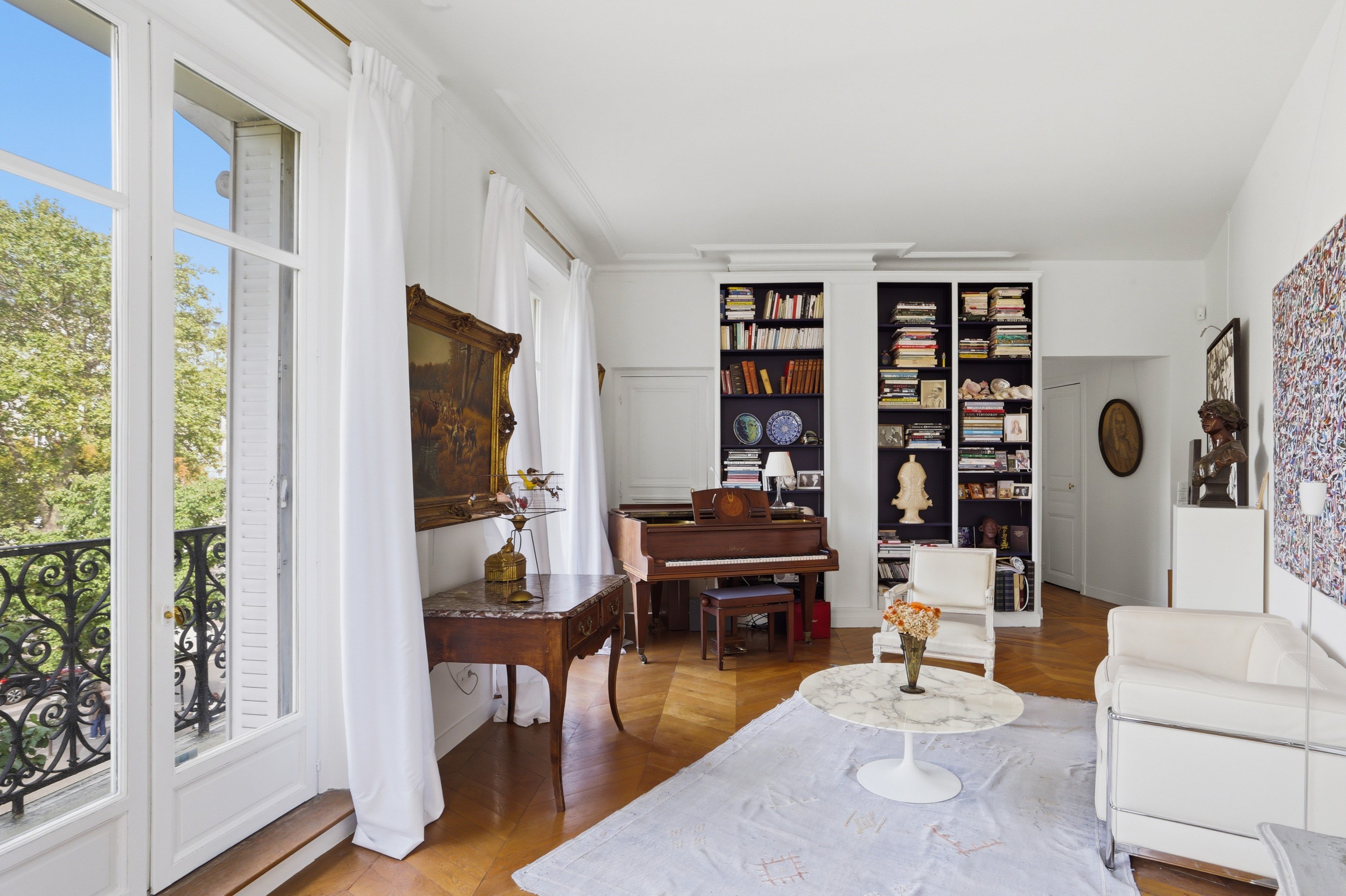  Paris 9th – Elegant Haussmannian Apartment, Wraparound Balcony, Sacré-Cœur Views - 物件實景