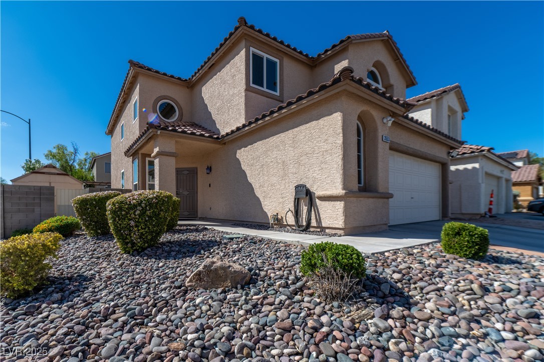 Las Vegas, Nevada, 89129, United States, 4 Bedrooms Bedrooms, ,3 BathroomsBathrooms,Residential,For Sale,1958001