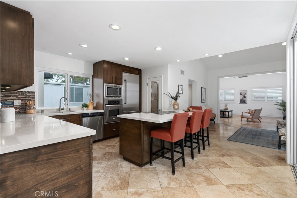 Seal Beach, California, 90740, United States, 3 Bedrooms Bedrooms, ,3 BathroomsBathrooms,Residential,For Sale,1846978