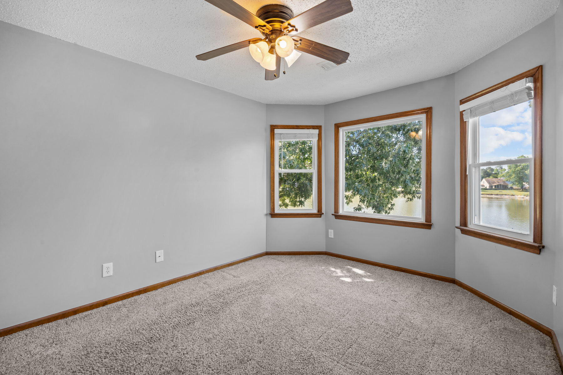  1041 Rolling Point Court, Virginia Beach, VA 23456 - 物件實景