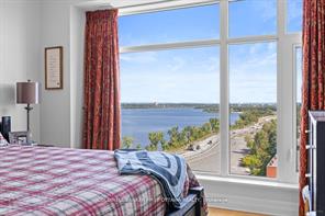 Ottawa, Ontario, K2A 1R8, CA, 2 Bedrooms Bedrooms, ,2 BathroomsBathrooms,Residential,For Sale,1989135