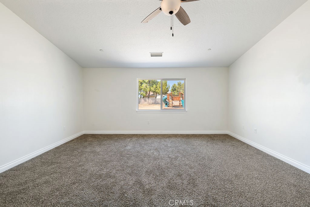 Hesperia, California, 92345, United States, 4 Bedrooms Bedrooms, ,3 BathroomsBathrooms,Residential,For Sale,1937064