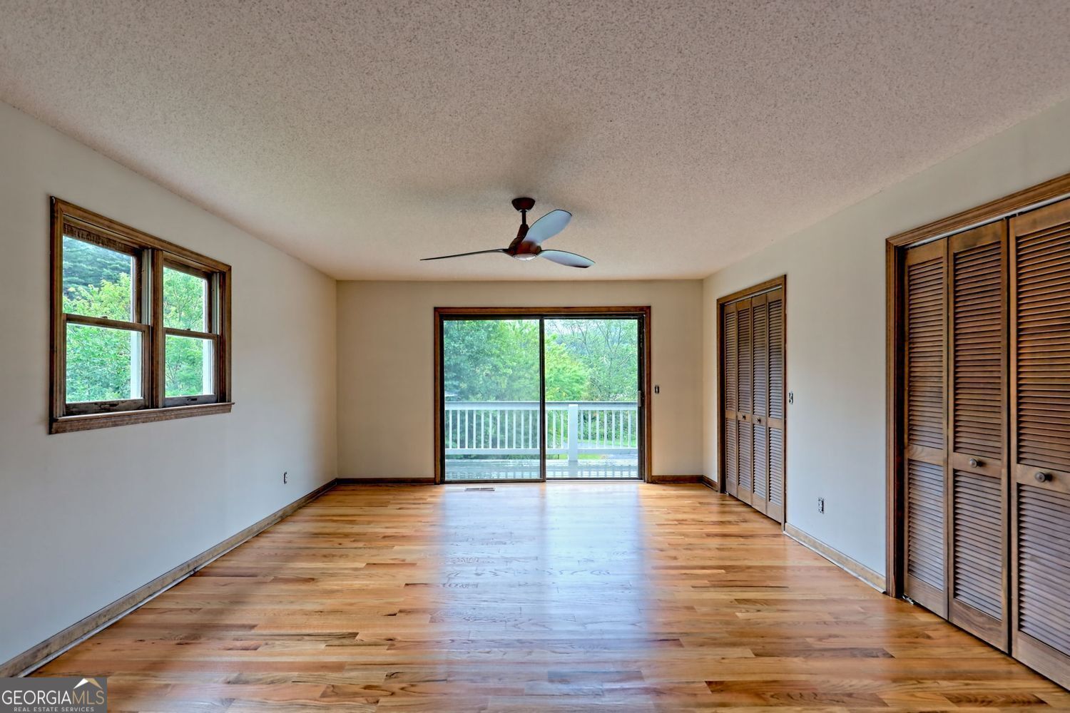 Dillard, Georgia, 30537, United States, 3 Bedrooms Bedrooms, ,2 BathroomsBathrooms,Residential,For Sale,1913990