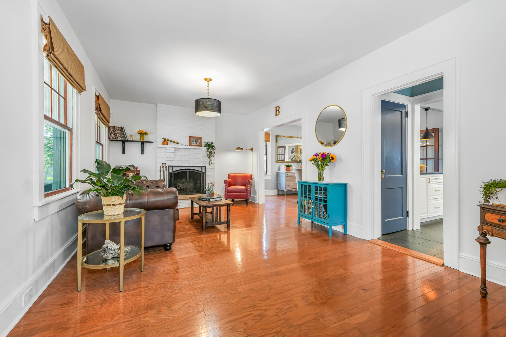 Midland Park, New Jersey, 07432, United States, 4 Bedrooms Bedrooms, ,4 BathroomsBathrooms,Residential,For Sale,1975640