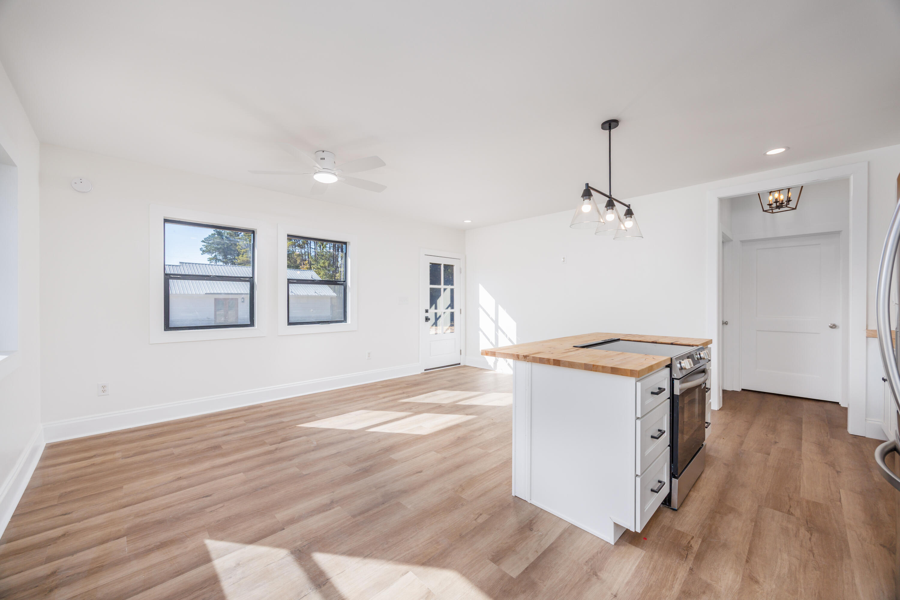 Freeport, Florida, 32439, United States, 4 Bedrooms Bedrooms, ,3 BathroomsBathrooms,Residential,For Sale,1995838