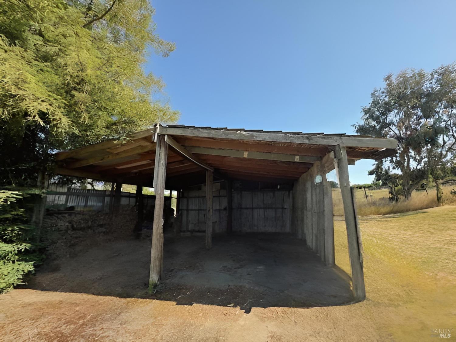 Petaluma, California, 94952, United States, 4 Bedrooms Bedrooms, ,2 BathroomsBathrooms,Residential,For Sale,1904251
