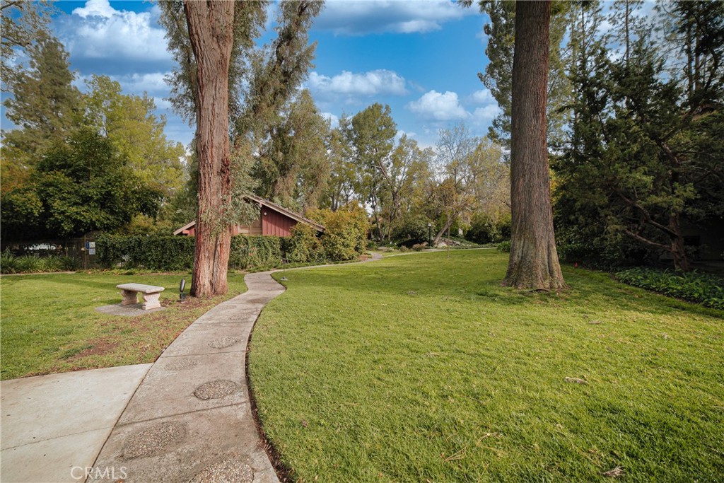 Canoga Park, California, 91303, United States, 2 Bedrooms Bedrooms, ,1 BathroomBathrooms,Residential,For Sale,1934510