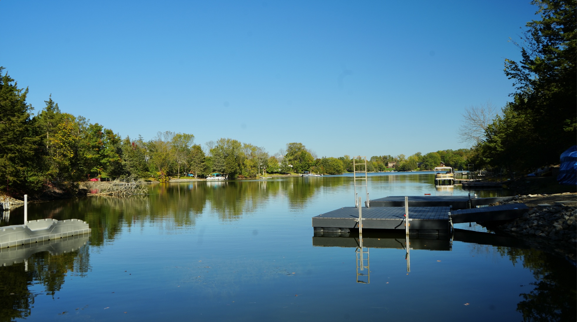 Athens, New York, 12015, United States, 3 Bedrooms Bedrooms, ,3 BathroomsBathrooms,Residential,For Sale,1995415