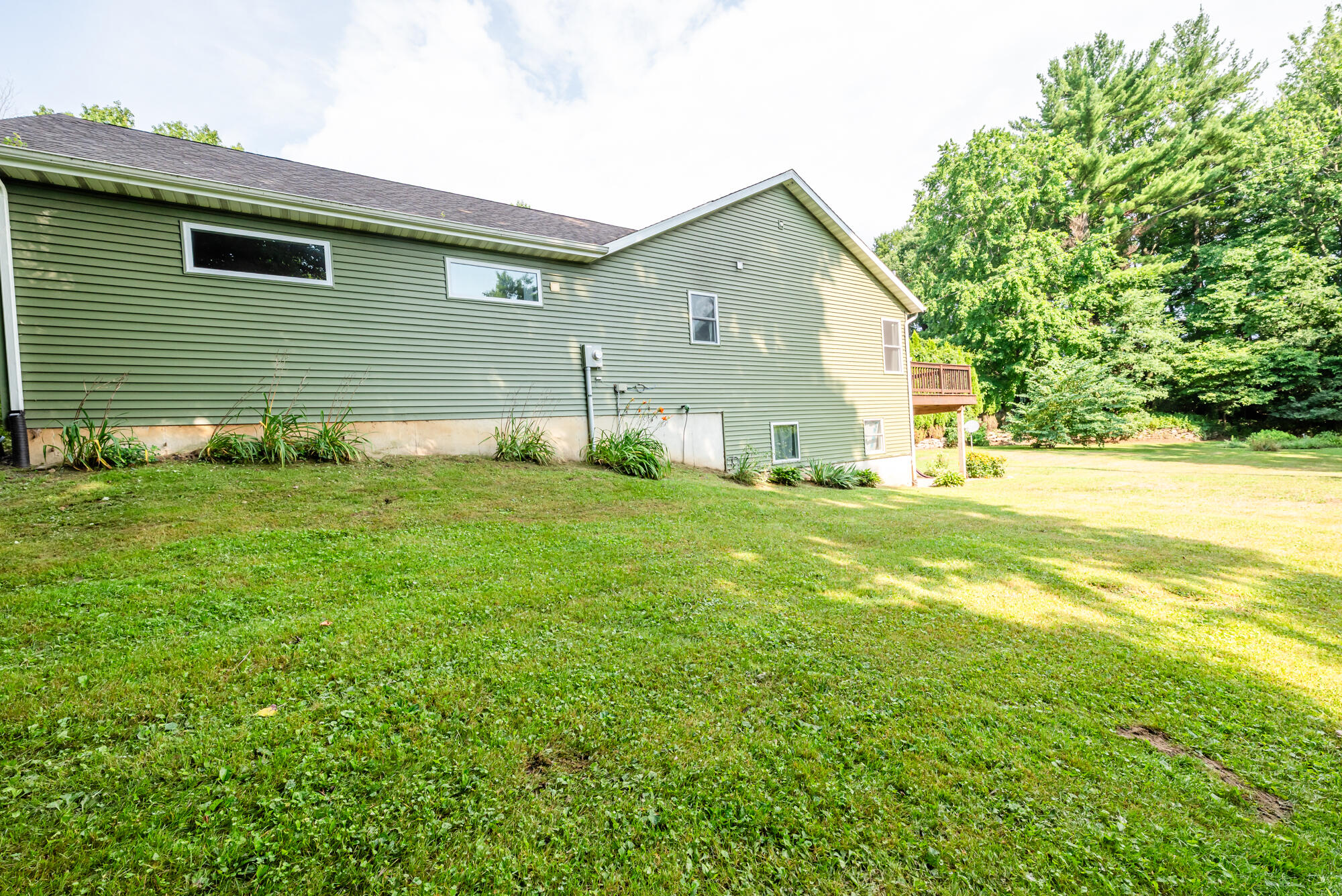 Buchanan, Michigan, 49107, United States, 5 Bedrooms Bedrooms, ,3 BathroomsBathrooms,Residential,For Sale,1974856