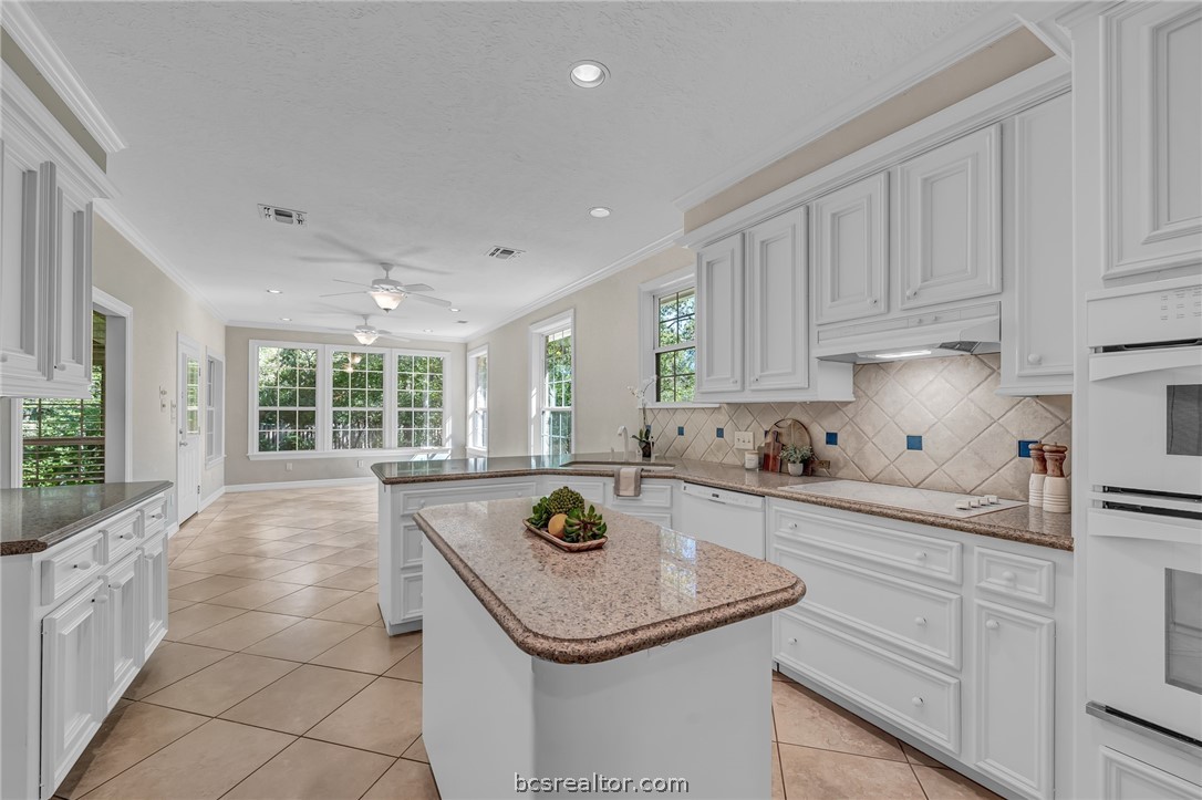 1702 Amber Ridge Drive, College Station, Texas, 77845, United States, 4 Bedrooms Bedrooms, ,4 BathroomsBathrooms,Residential,For Sale,1702 Amber Ridge Drive,1170942