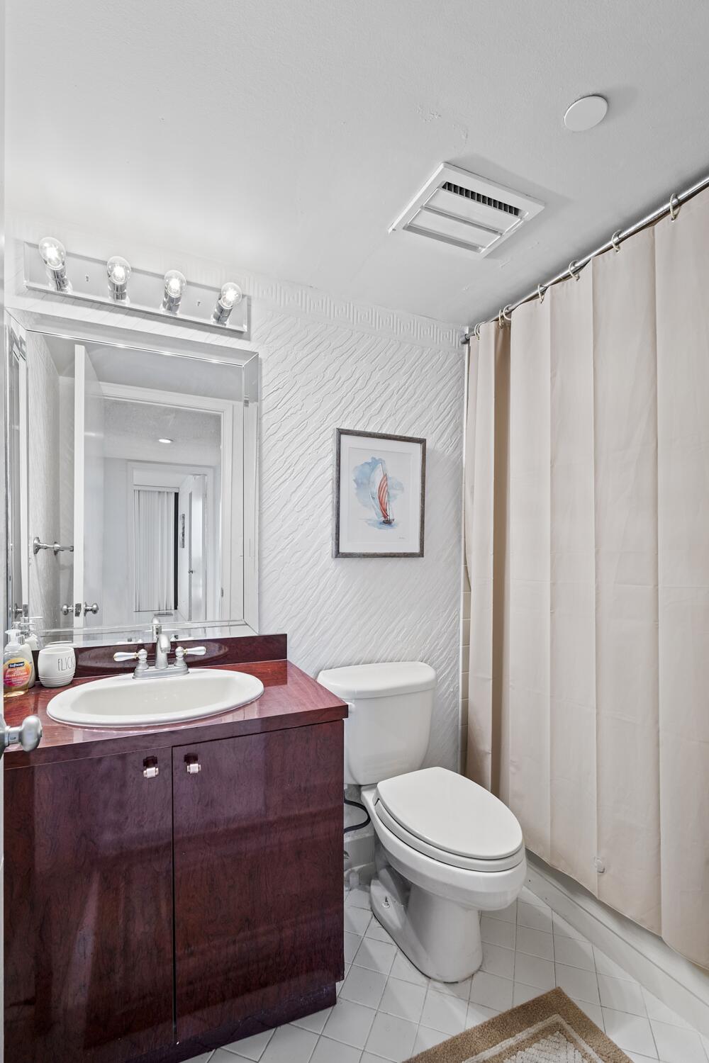 Highland Beach, Florida, 33487, United States, 2 Bedrooms Bedrooms, ,2 BathroomsBathrooms,Residential,For Sale,1827677