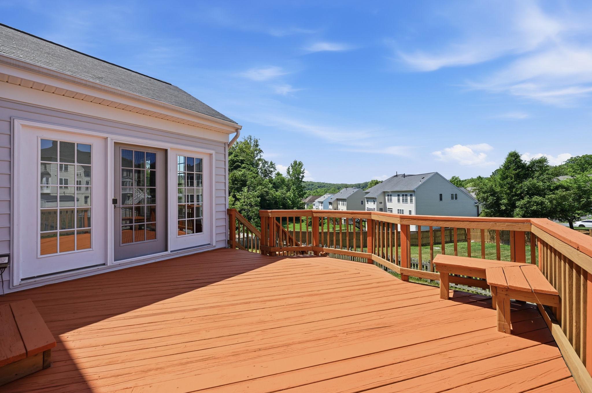 Triangle, Virginia, 22172, United States, 5 Bedrooms Bedrooms, ,4 BathroomsBathrooms,Residential,For Sale,2048381