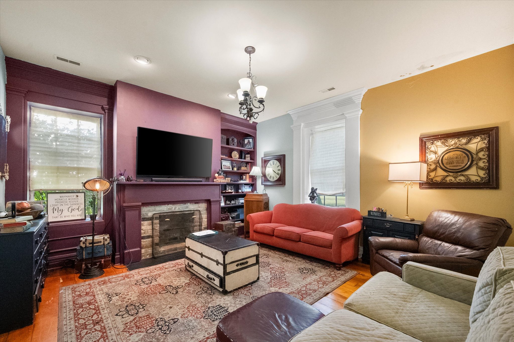 Shelbyville, Kentucky, 40065, United States, 4 Bedrooms Bedrooms, ,3 BathroomsBathrooms,Residential,For Sale,1986481