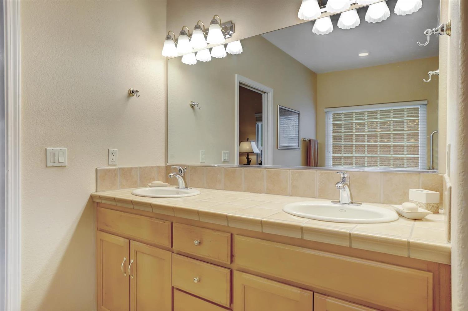 Grass Valley, California, 95949, United States, 3 Bedrooms Bedrooms, ,2 BathroomsBathrooms,Residential,For Sale,1707407