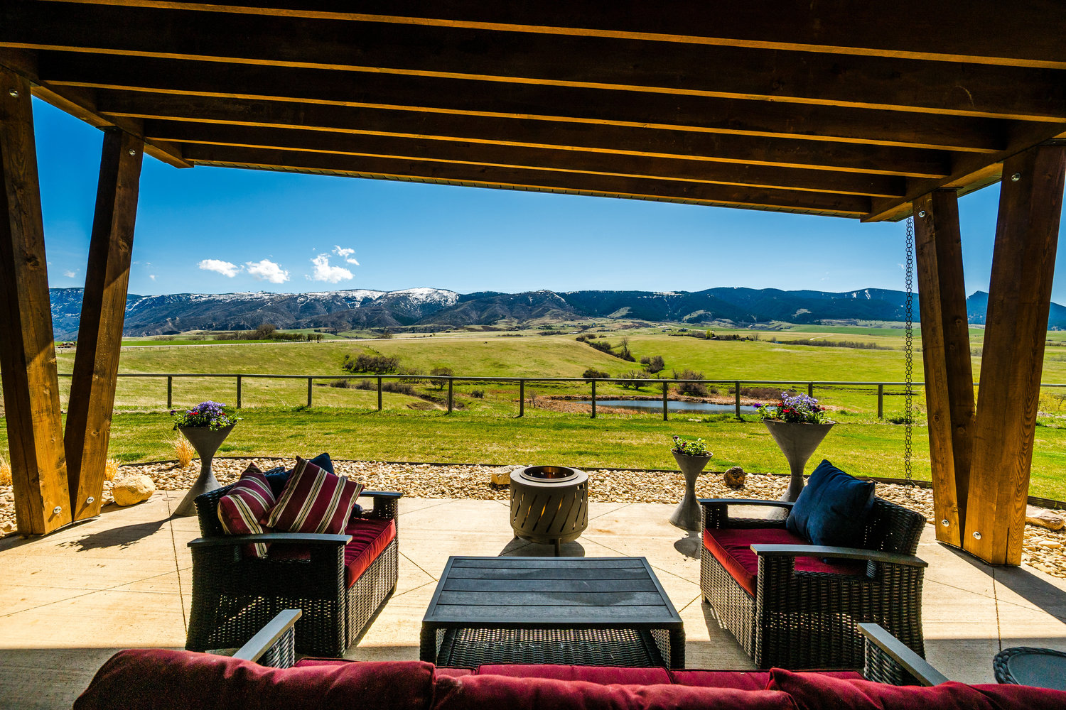 Big Horn, Wyoming, 82833, United States, 3 Bedrooms Bedrooms, ,3 BathroomsBathrooms,Residential,For Sale,1798273