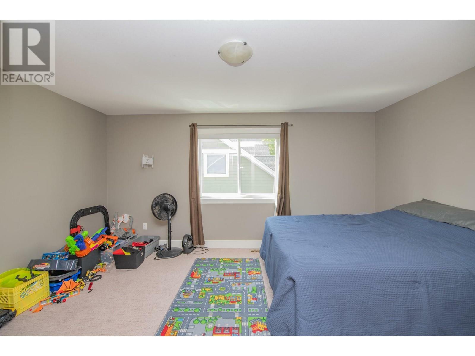 ARMSTRONG, British Columbia, V4Y 0X9, CA, 6 Bedrooms Bedrooms, ,3 BathroomsBathrooms,Residential,For Sale,1838697