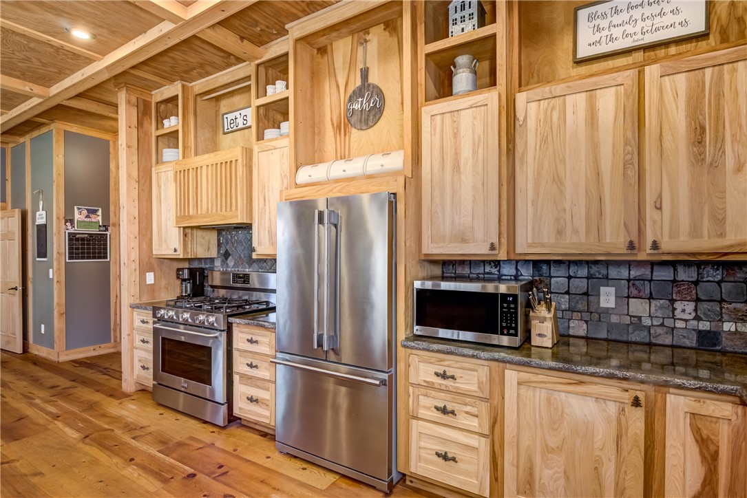 Knapp, Wisconsin, 54749, United States, 5 Bedrooms Bedrooms, ,4 BathroomsBathrooms,Residential,For Sale,1944906