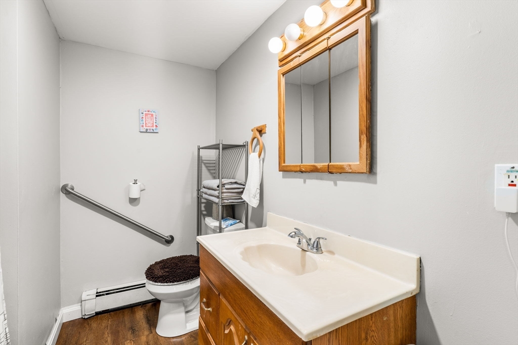 Lawrence, Massachusetts, 01843, United States, 3 Bedrooms Bedrooms, ,2 BathroomsBathrooms,Residential,For Sale,1999153