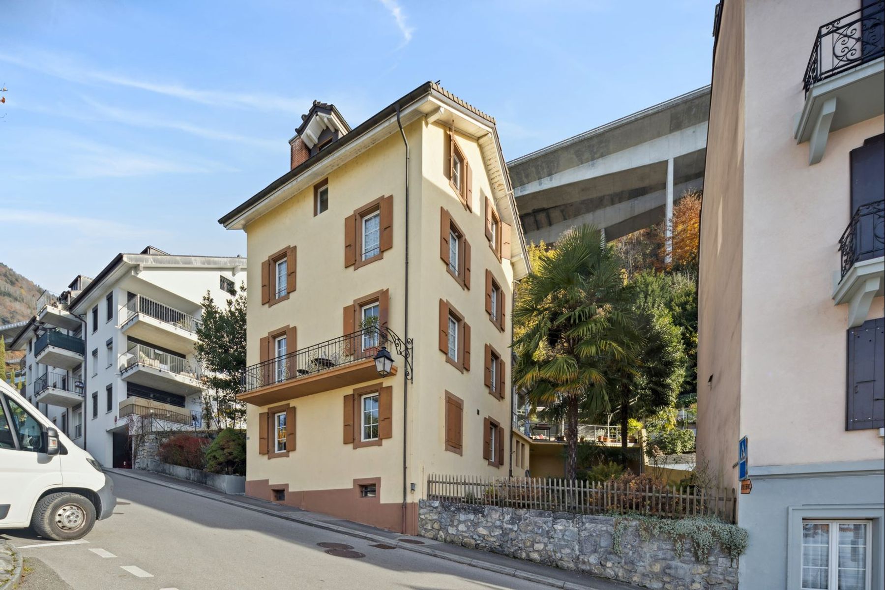  In the heart of Veytaux - Ideally located building - 物件實景