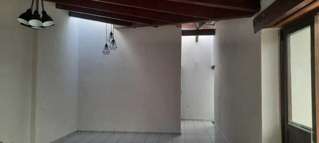 Jacarandas, Querétaro, Querétaro, 76100, Mexico, 3 Bedrooms Bedrooms, ,5 BathroomsBathrooms,Residential,For Sale,Jacarandas,1620839