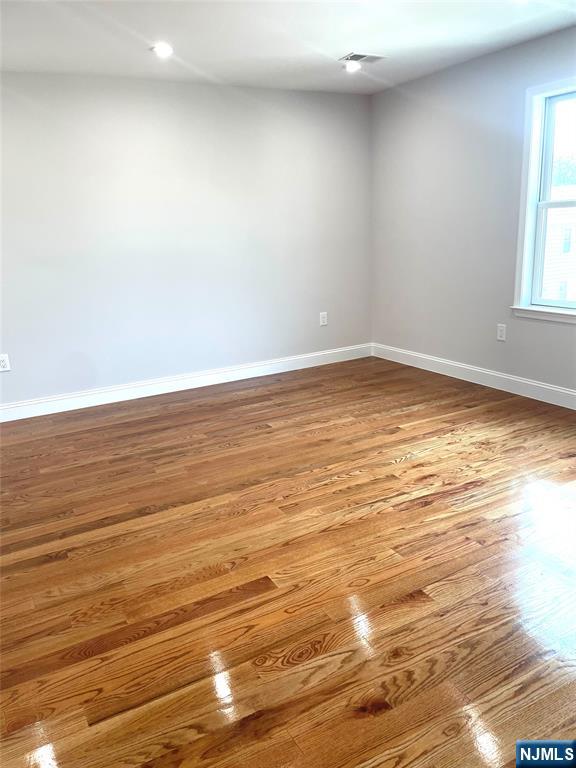 Secaucus, New Jersey, 07094, United States, 3 Bedrooms Bedrooms, ,4 BathroomsBathrooms,Residential,For Sale,1979983