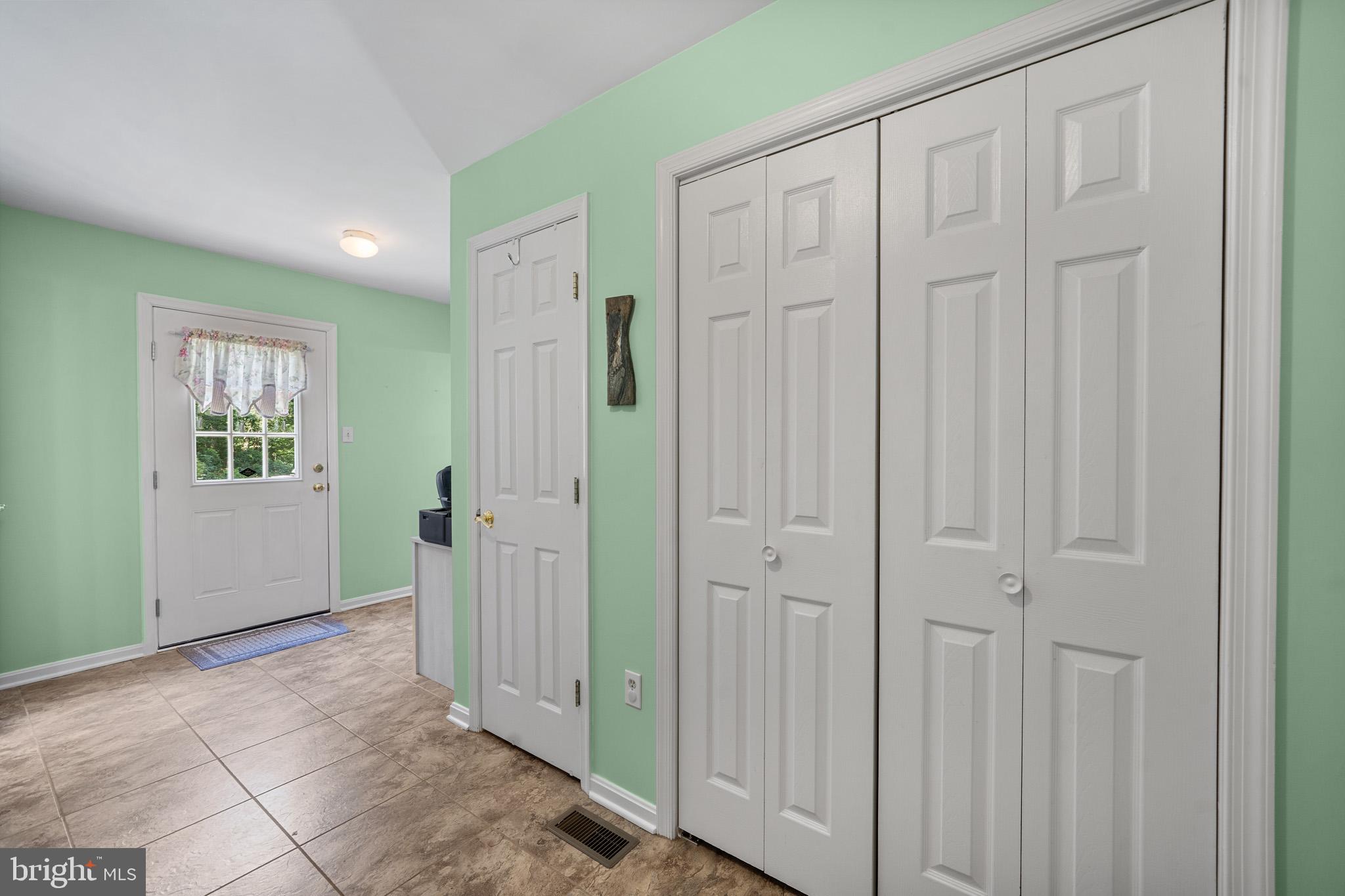 La Plata, Maryland, 20646, United States, 5 Bedrooms Bedrooms, ,3 BathroomsBathrooms,Residential,For Sale,1922915