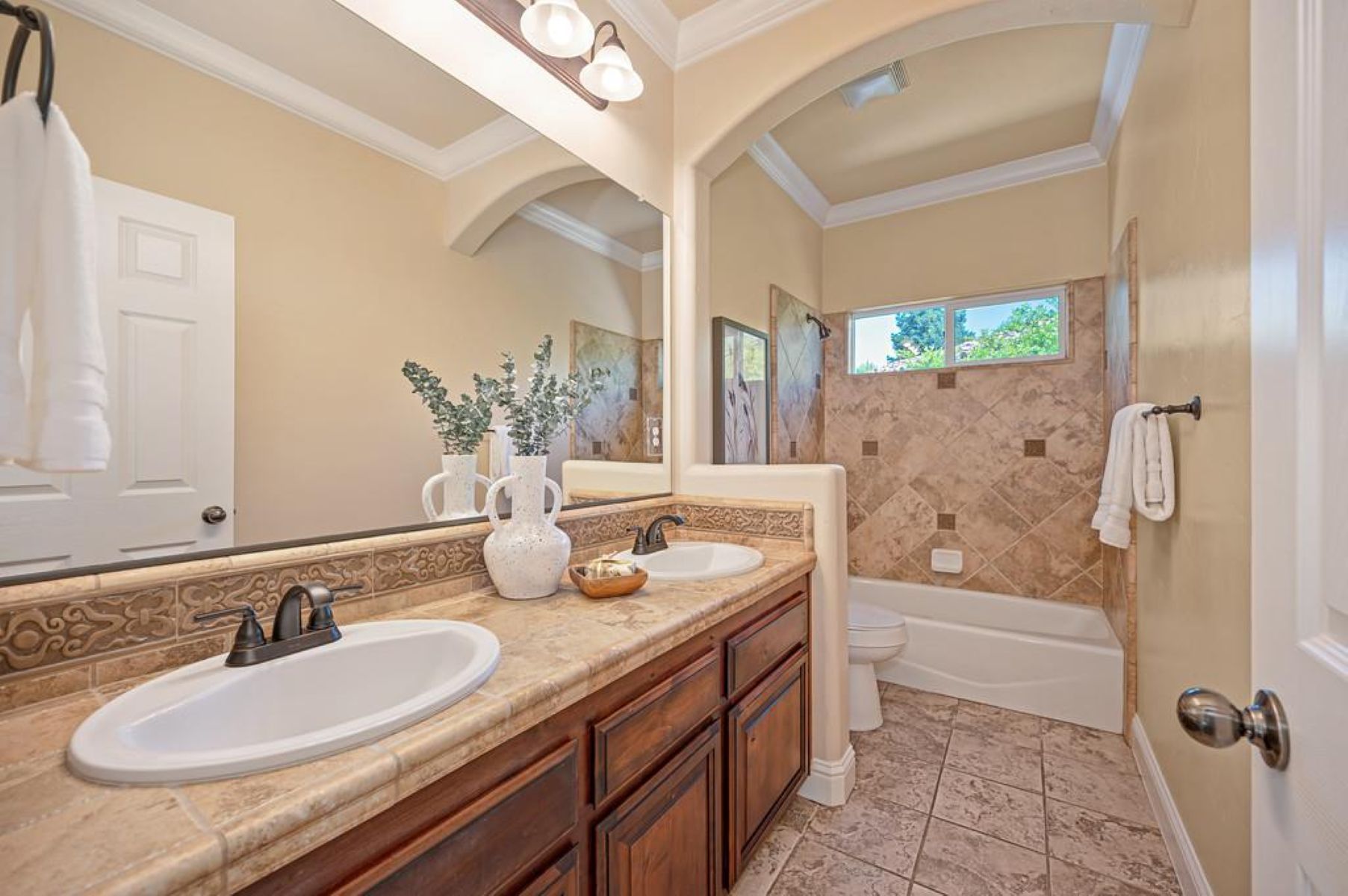  1722 Palomares Way, Roseville, CA 95747 - 物件實景