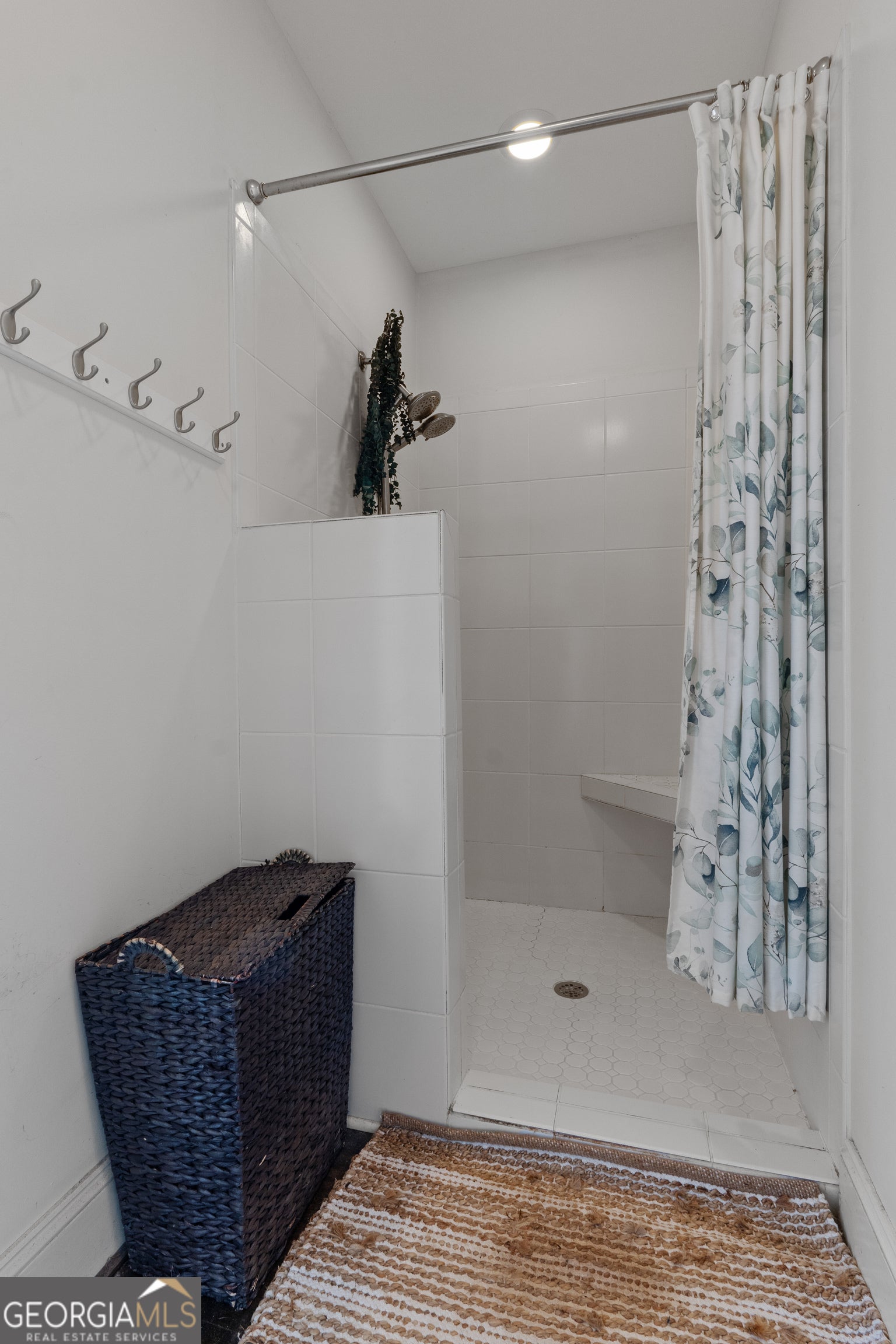 Roopville, Georgia, 30170, United States, 5 Bedrooms Bedrooms, ,5 BathroomsBathrooms,Residential,For Sale,2014555