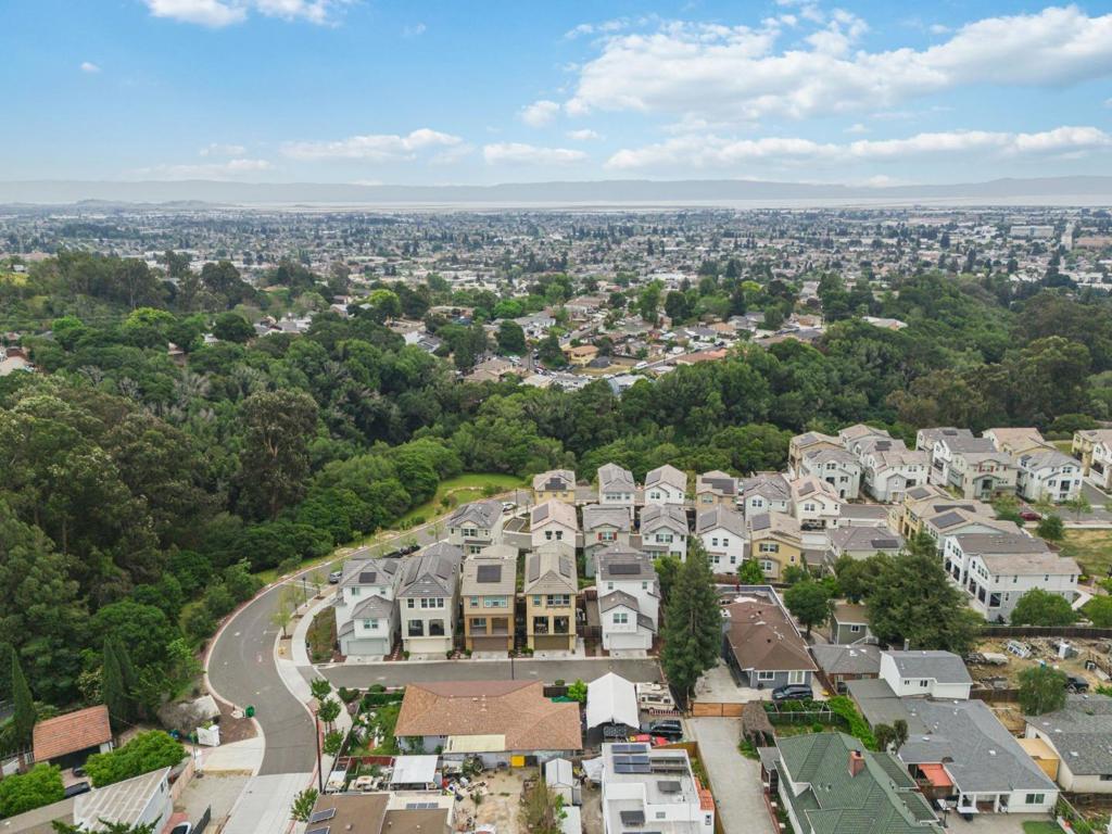 Hayward, California, 94541, United States, 3 Bedrooms Bedrooms, ,4 BathroomsBathrooms,Residential,For Sale,2032197