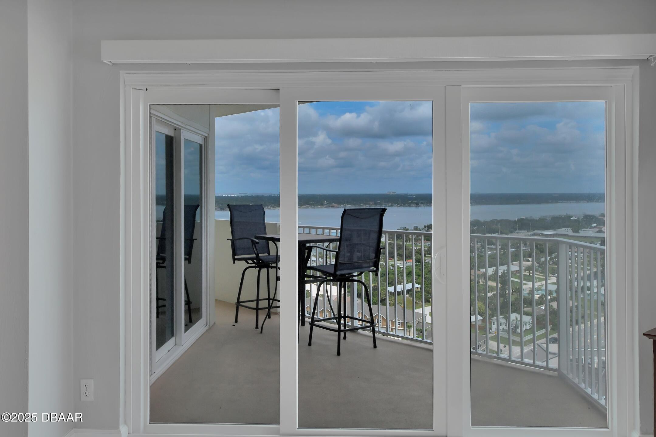 Daytona Beach, Florida, 32118, United States, 2 Bedrooms Bedrooms, ,2 BathroomsBathrooms,Residential,For Sale,1906573