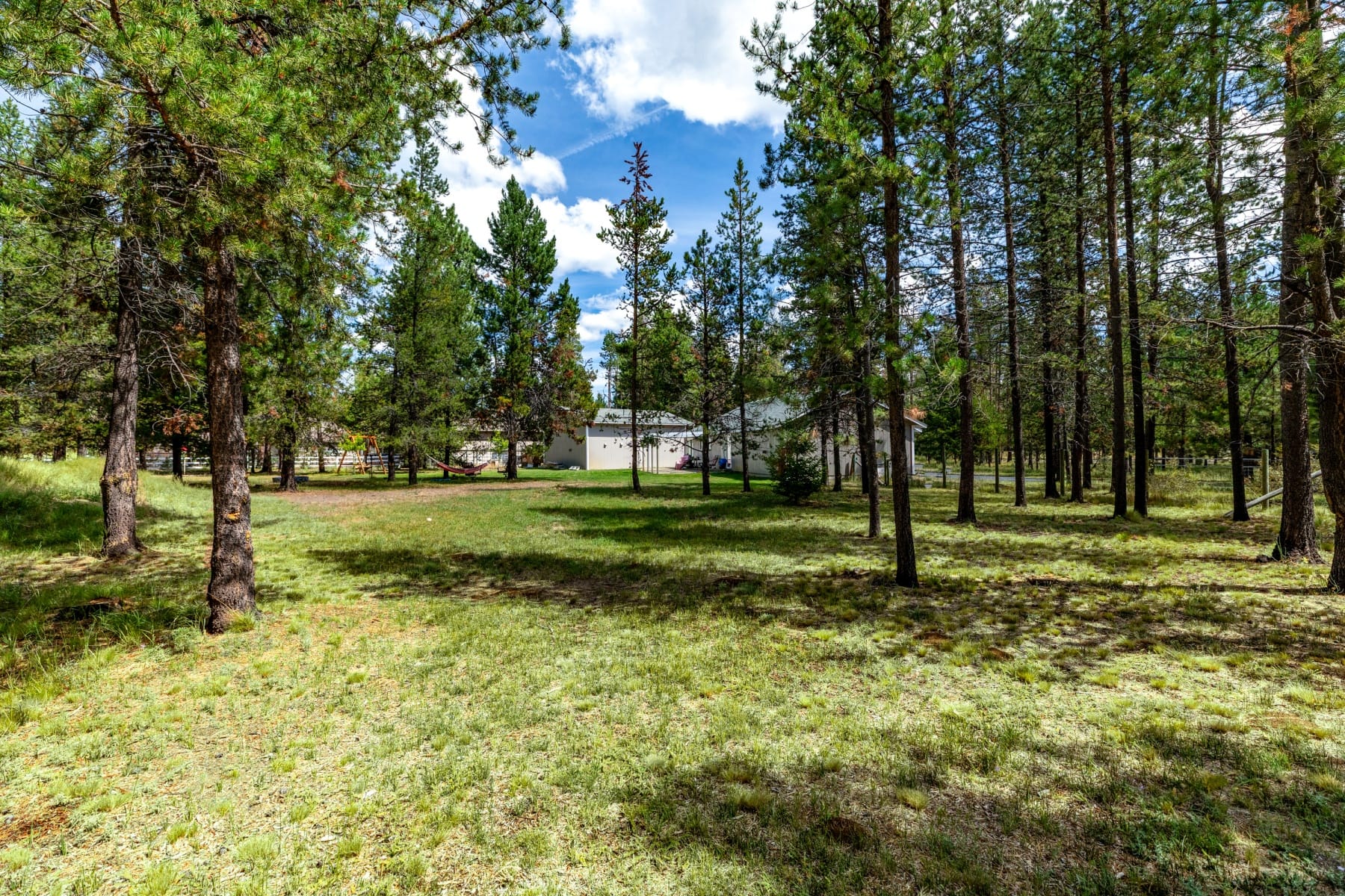  55219 Lazy River Drive Bend, OR 97707 - 物件實景