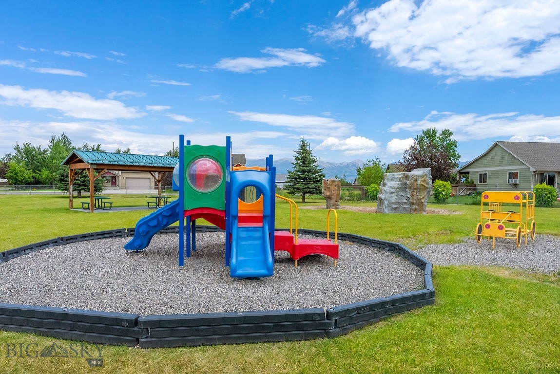 1008 E Missoula, Belgrade, Montana, 59714, United States, 5 Bedrooms Bedrooms, ,3 BathroomsBathrooms,Residential,For Sale,1008 E Missoula,1587986