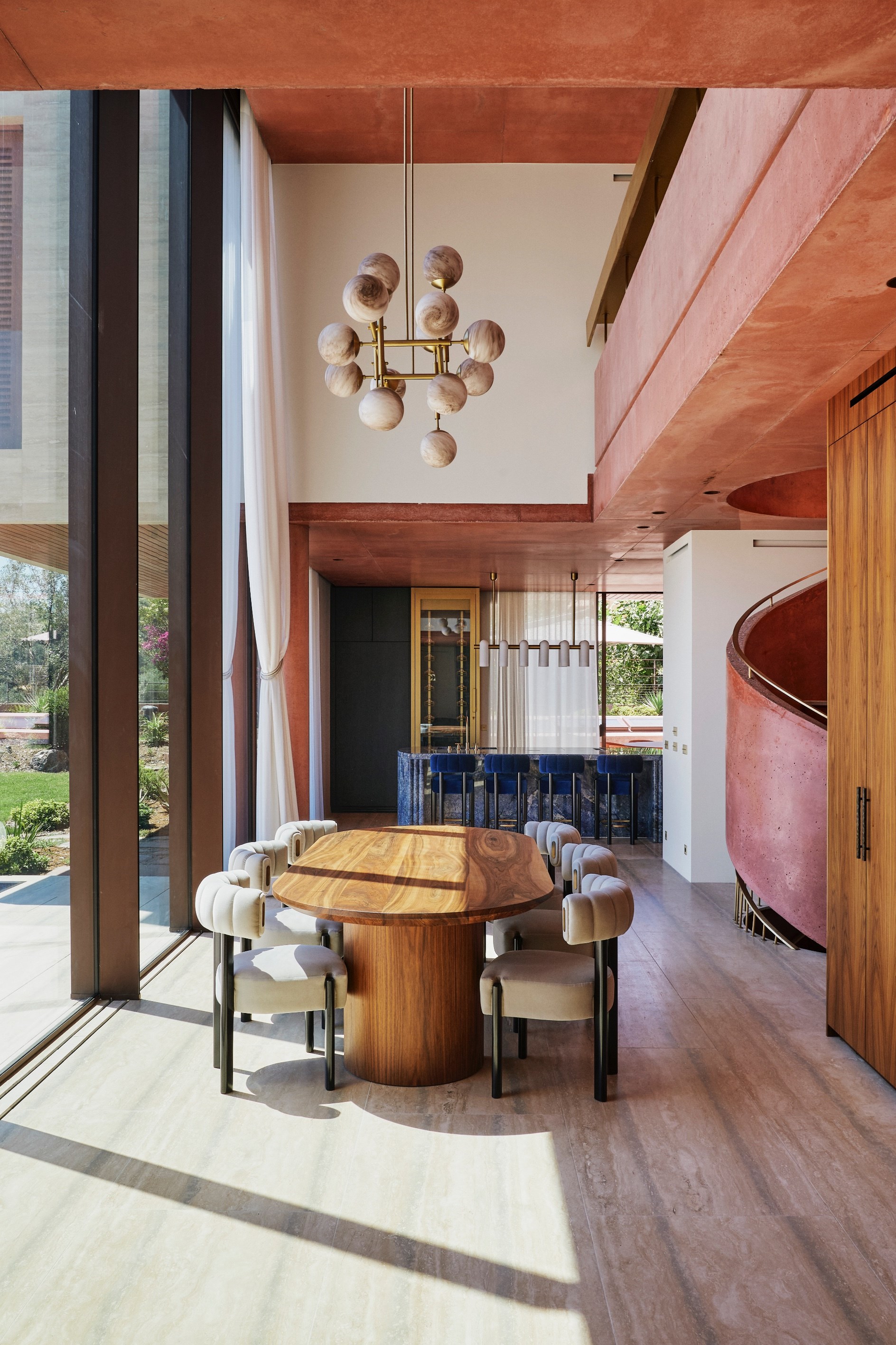 Mandelieu-la-Napoule, contemporary seafront villa with pool and Mediterranean v… - 物件實景