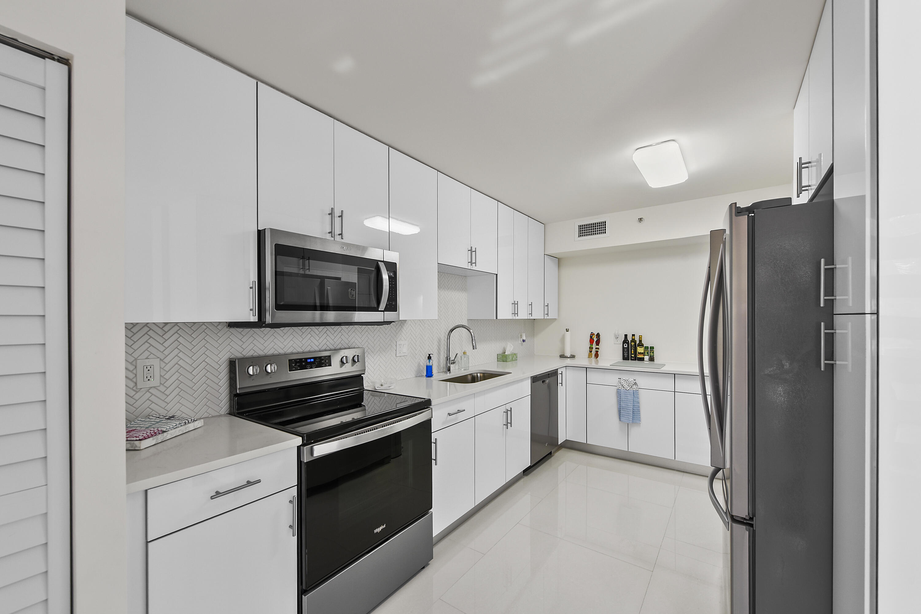 Boca Raton, Florida, 33433, United States, 3 Bedrooms Bedrooms, ,2 BathroomsBathrooms,Residential,For Sale,1924886