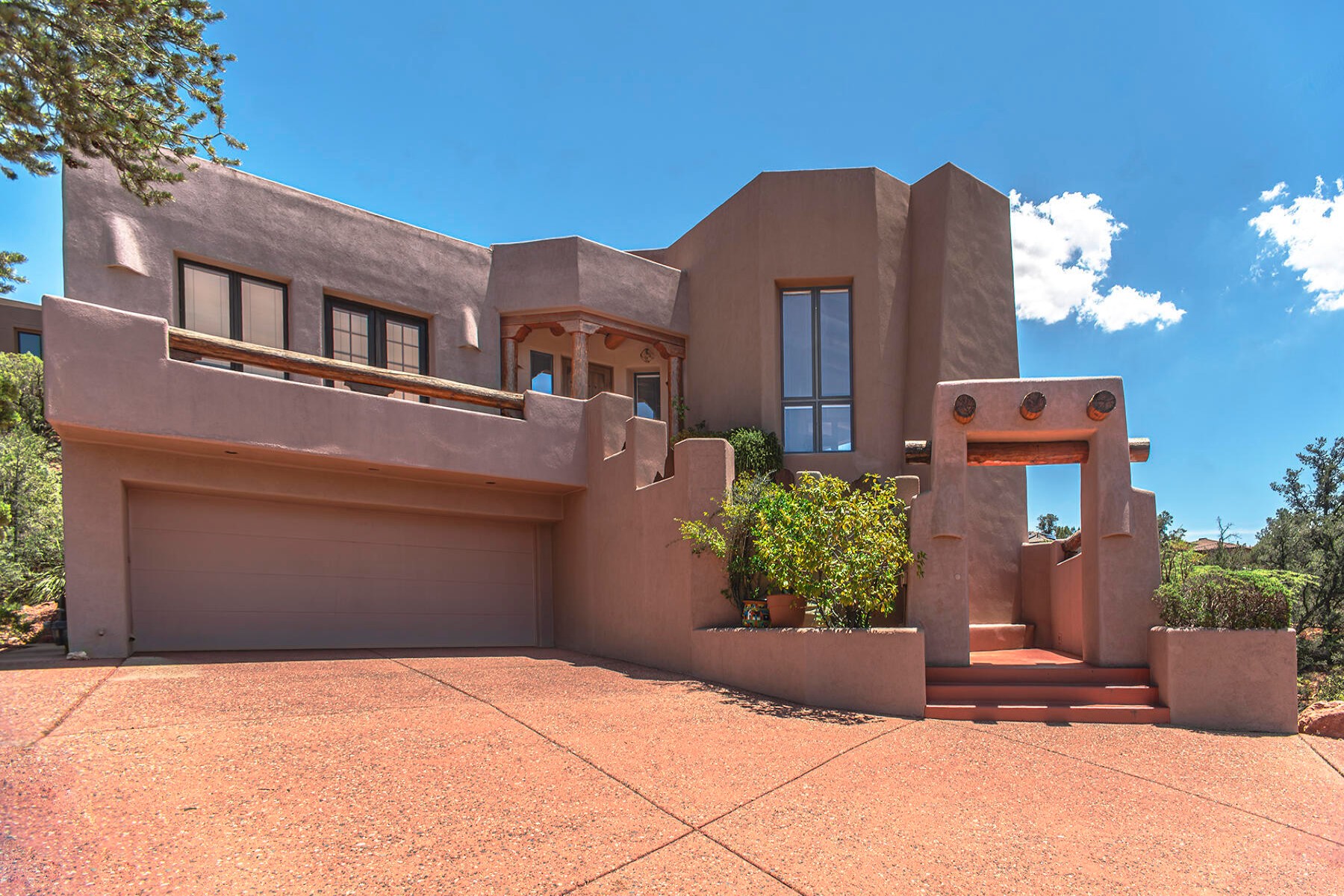  114 E Mallard Dr  Sedona, AZ - 物件實景