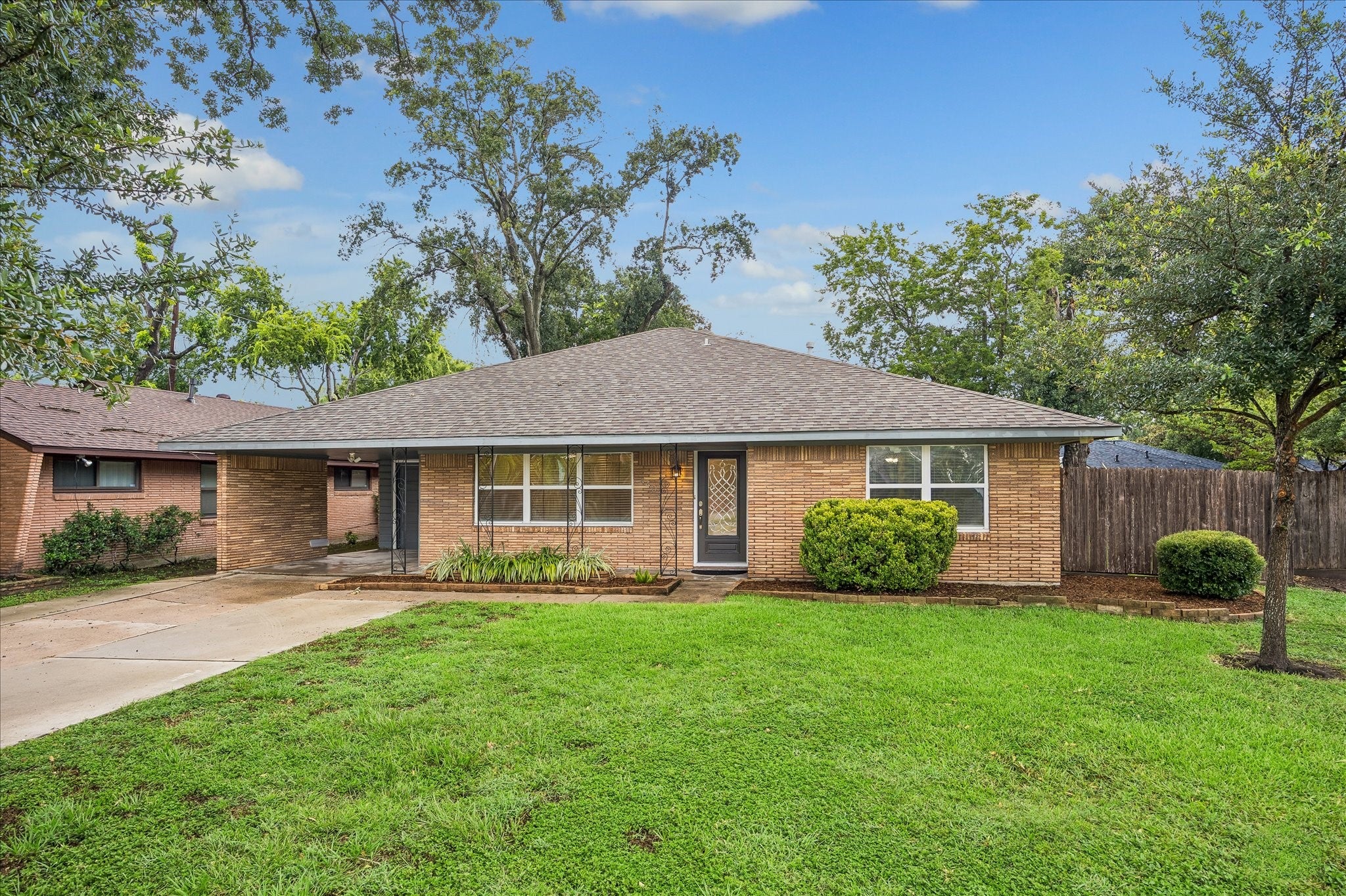 Libbey Ln, Houston, TX 77092