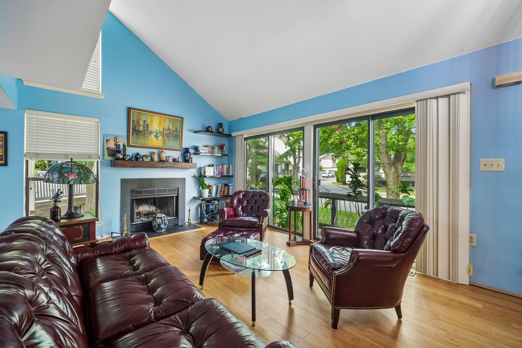  ?The Cedars?  Spacious and Inviting Townhome - 物件實景