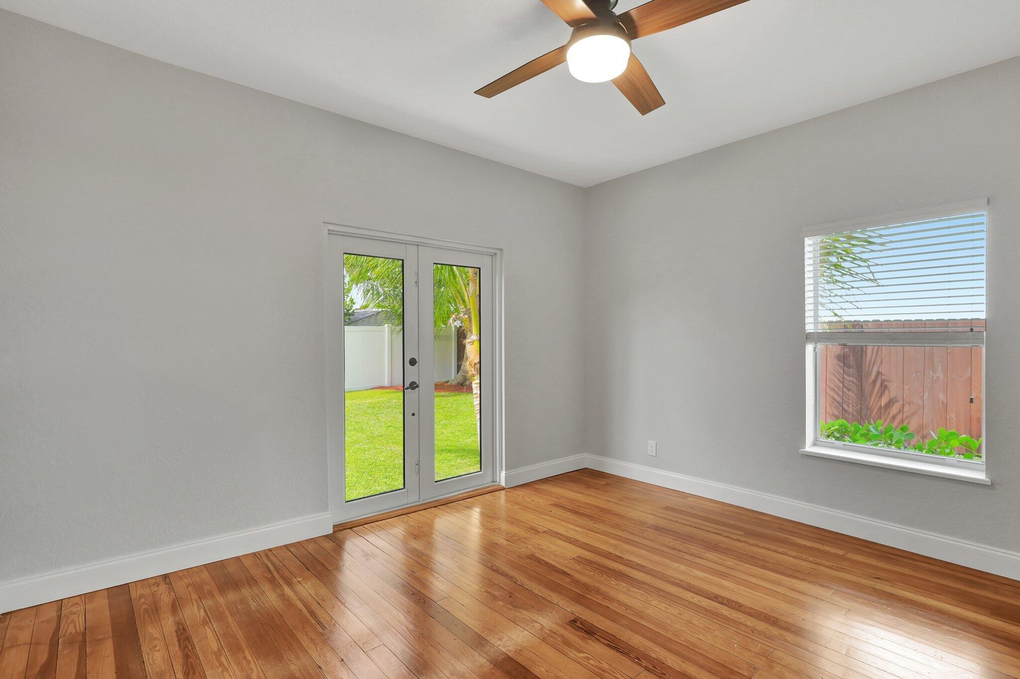 West Palm Beach, Florida, 33401, United States, 2 Bedrooms Bedrooms, ,1 BathroomBathrooms,Residential,For Sale,1942586
