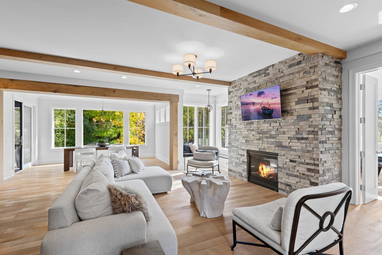 Victoria, Minnesota, 55331, United States, 5 Bedrooms Bedrooms, ,3 BathroomsBathrooms,Residential,For Sale,1994848