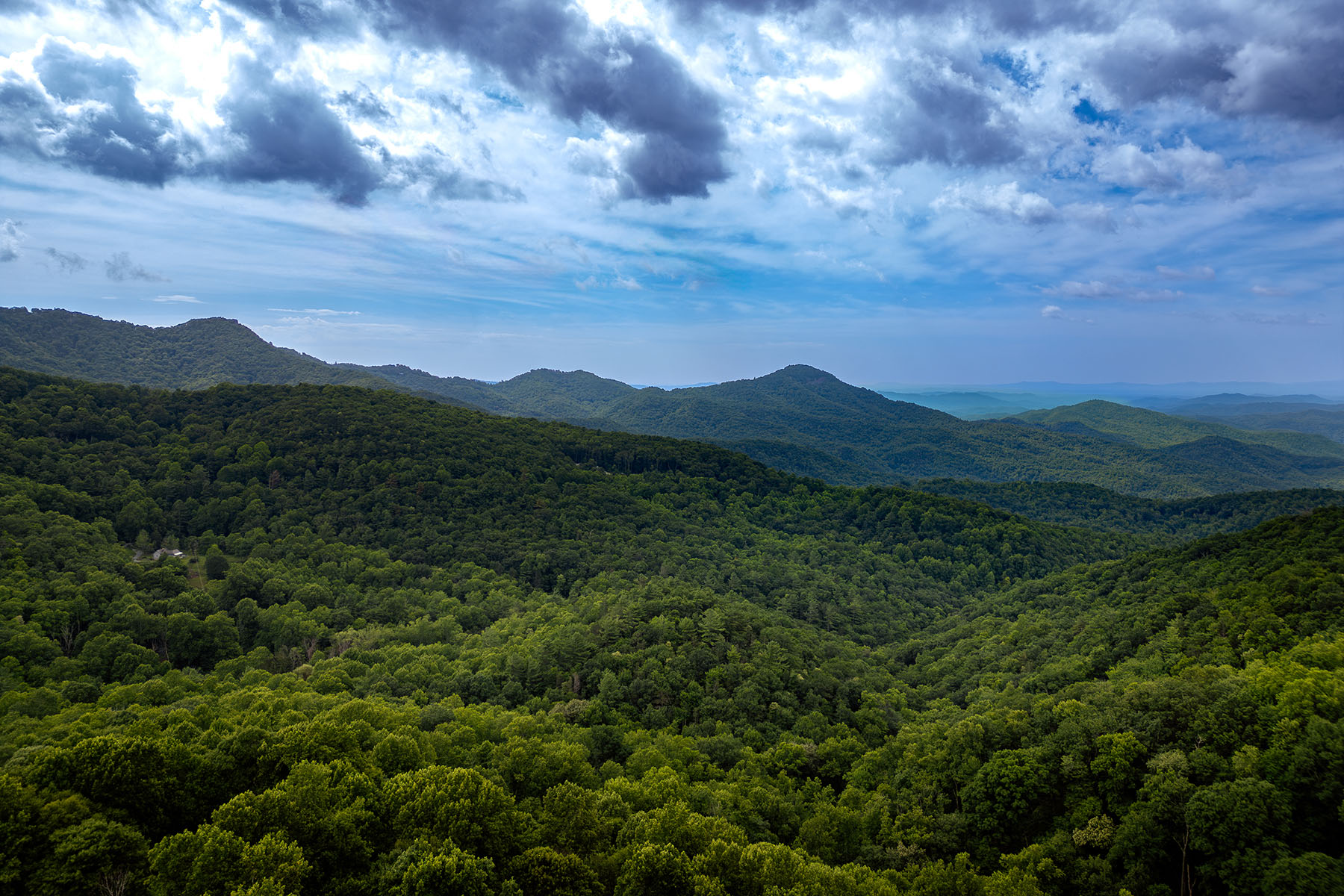  THE ORCHARDS OF MAYVIEW - BLOWING ROCK - 物件實景