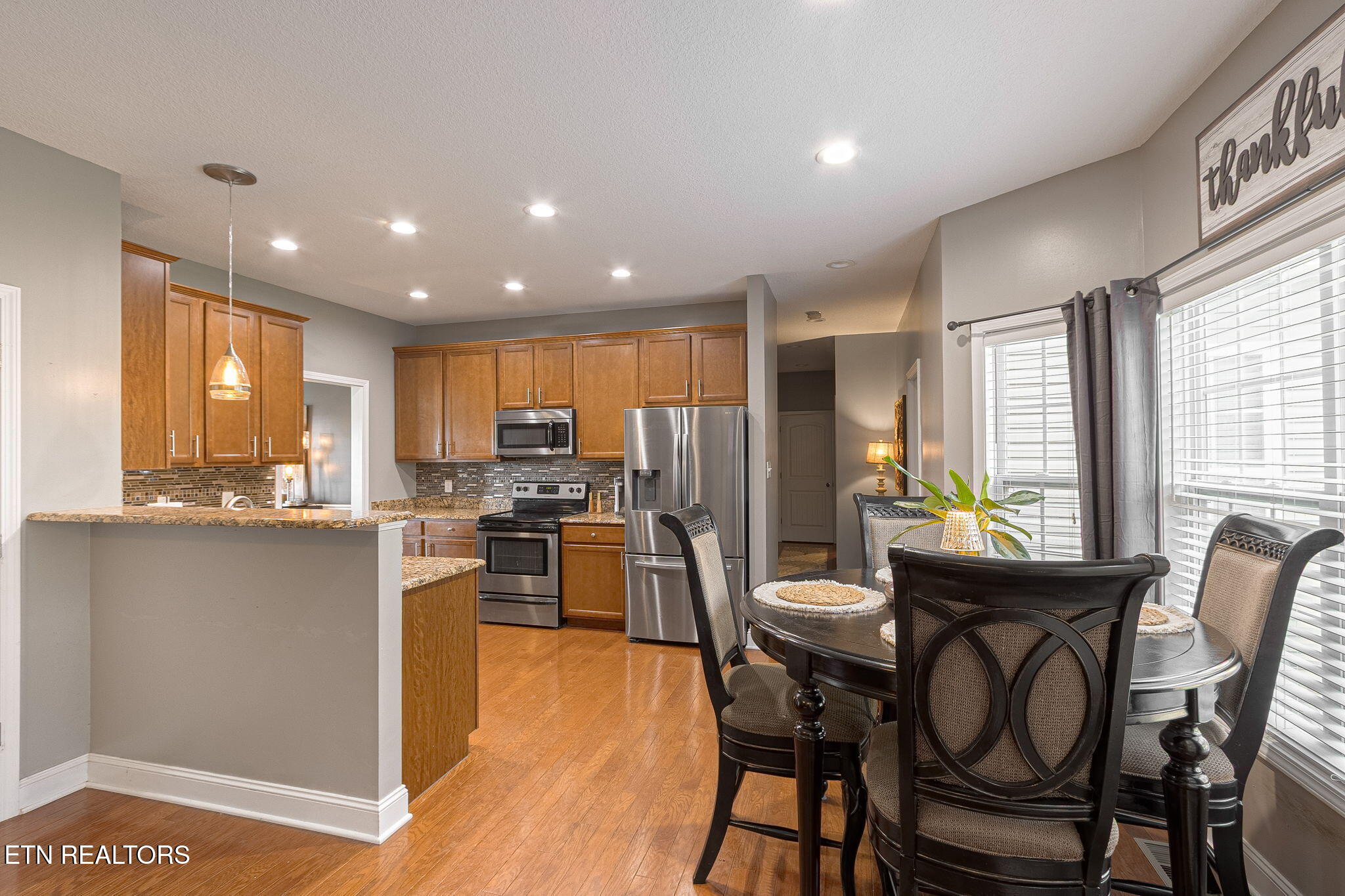 Knoxville, Tennessee, 37938, United States, 4 Bedrooms Bedrooms, ,3 BathroomsBathrooms,Residential,For Sale,2005967