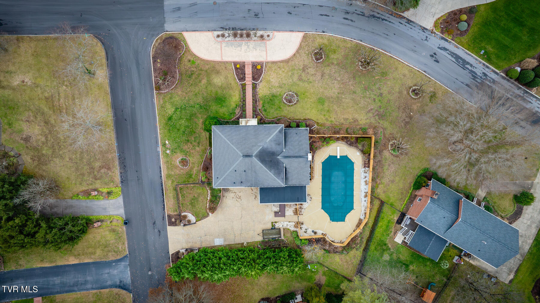 Kingsport, Tennessee, 37664, United States, 5 Bedrooms Bedrooms, ,5 BathroomsBathrooms,Residential,For Sale,1931023