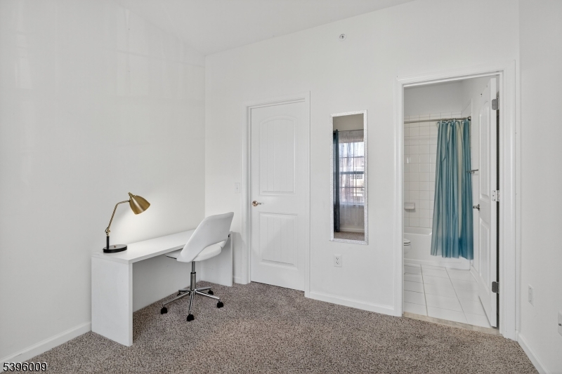 Sayreville Boro, New Jersey, 08859, United States, 2 Bedrooms Bedrooms, ,3 BathroomsBathrooms,Residential,For Sale,1989005